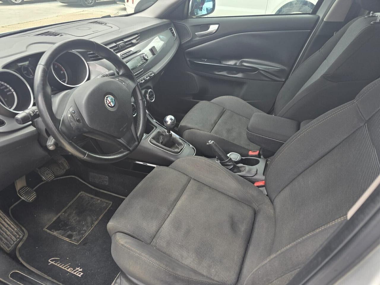 Alfa Romeo Giulietta 1.6 JTDm-2 105 CV Distinctive