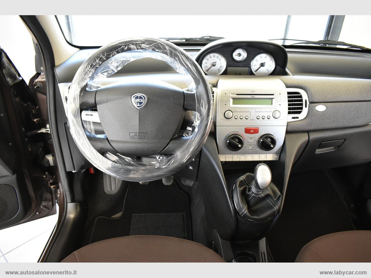 LANCIA Ypsilon 1.2 Versus