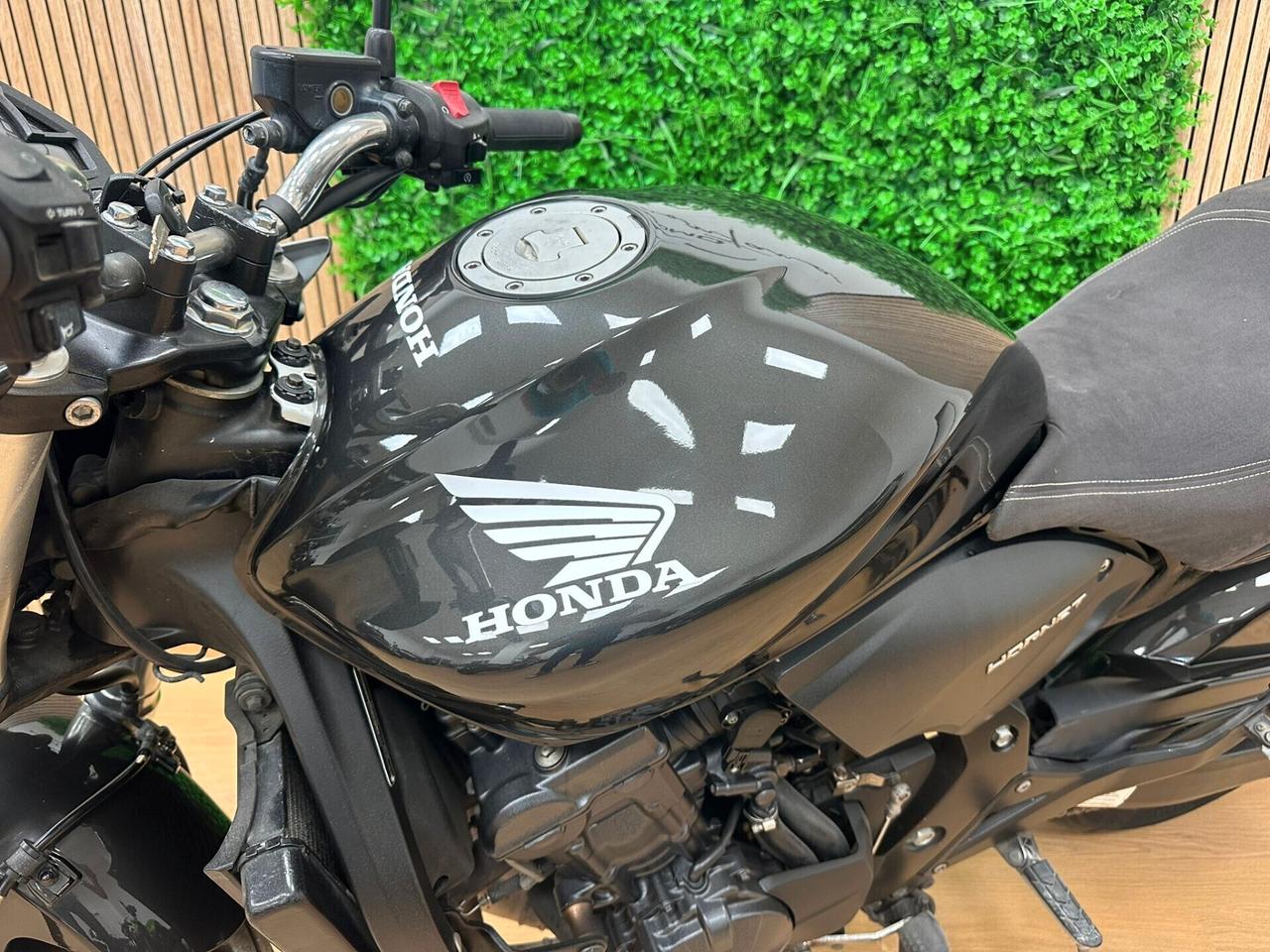 HONDA HORNET 600 SCARICO LEOVINCE DA 99€ AL MESE