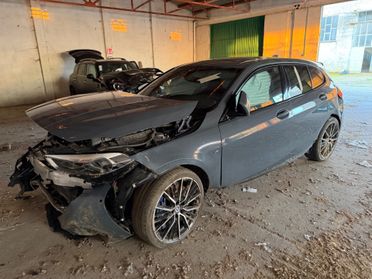 Bmw 118 118d 5p. Colorvision Edition