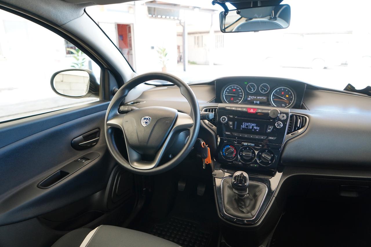 Lancia Ypsilon 1.2 69 CV 45000 km