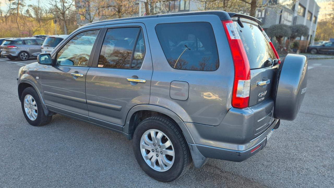 Honda CR-V 2.2 16V i-CTDi EX