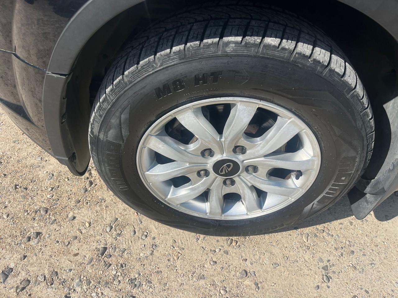 Mahindra XUV500 2.2 16V FWD W8 - 7 Posti