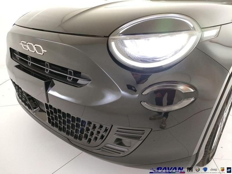 FIAT 600 1.2 Hybrid 110 CV DCT MHEV