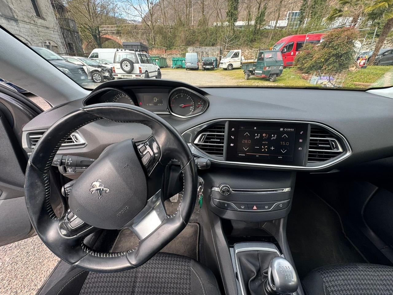 Peugeot 308 BlueHDi 120 S&S SW Business