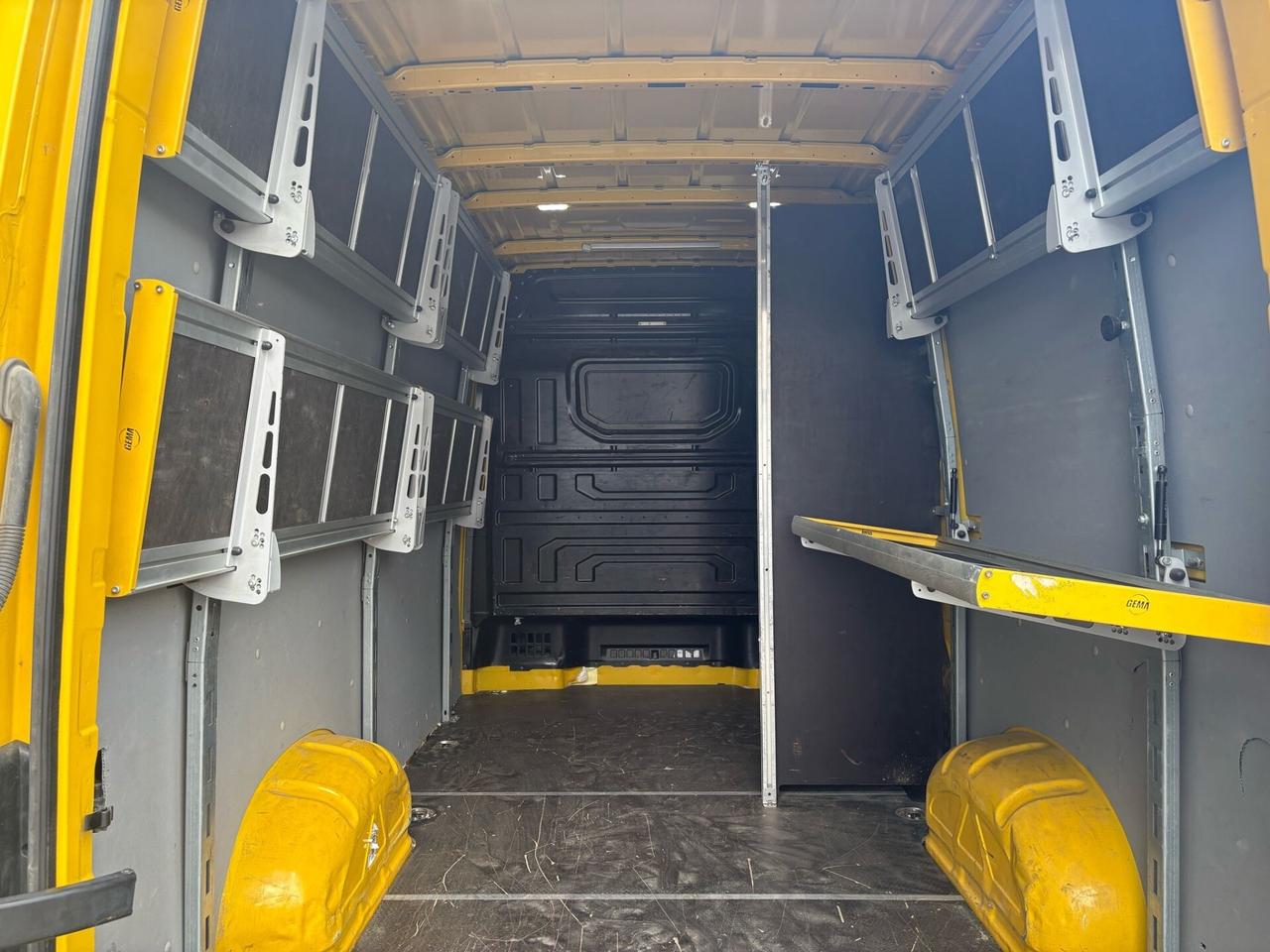 Volkswagen Crafter 2.0 diesel