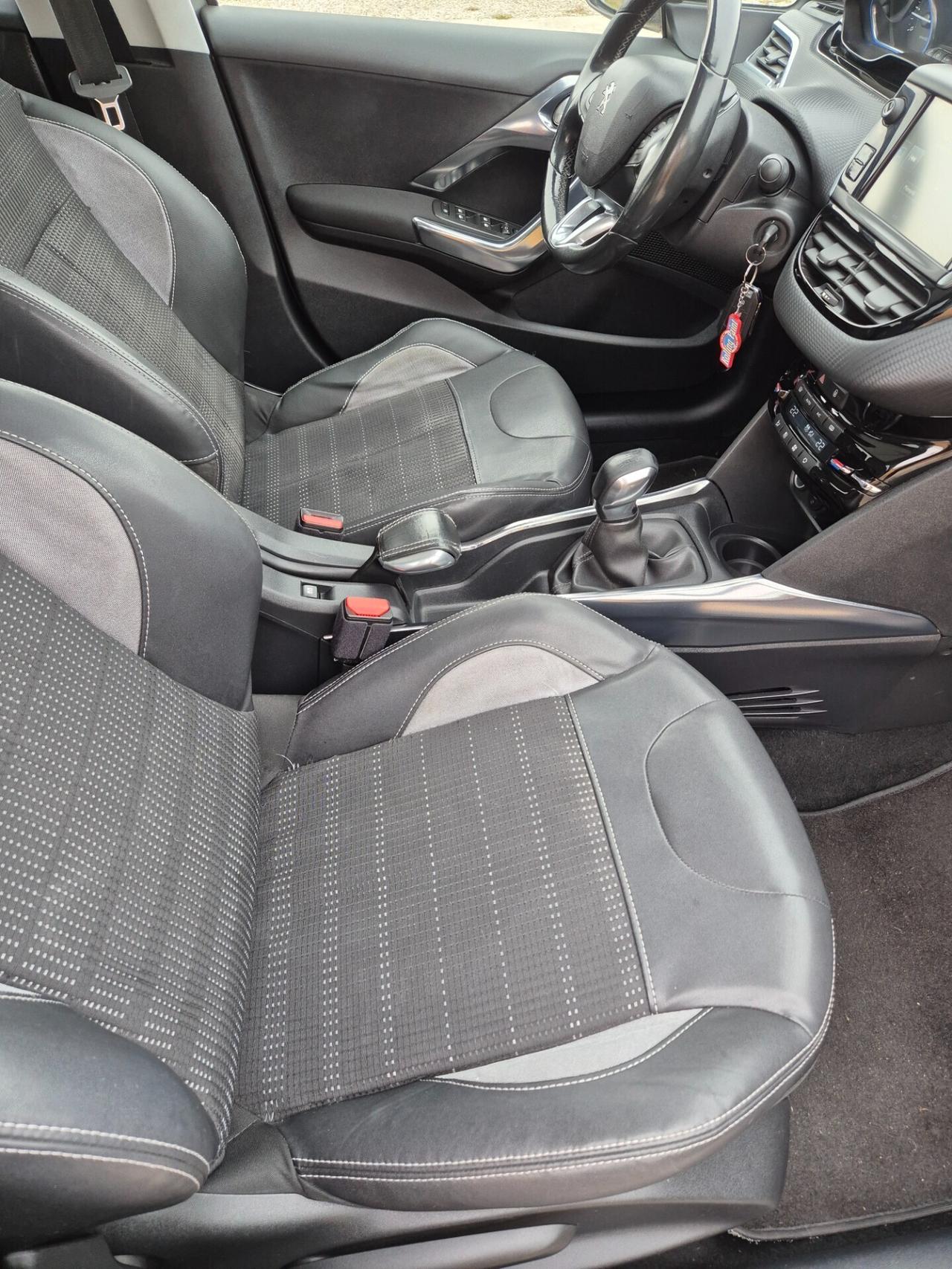 Peugeot 2008 PureTech 82 Allure