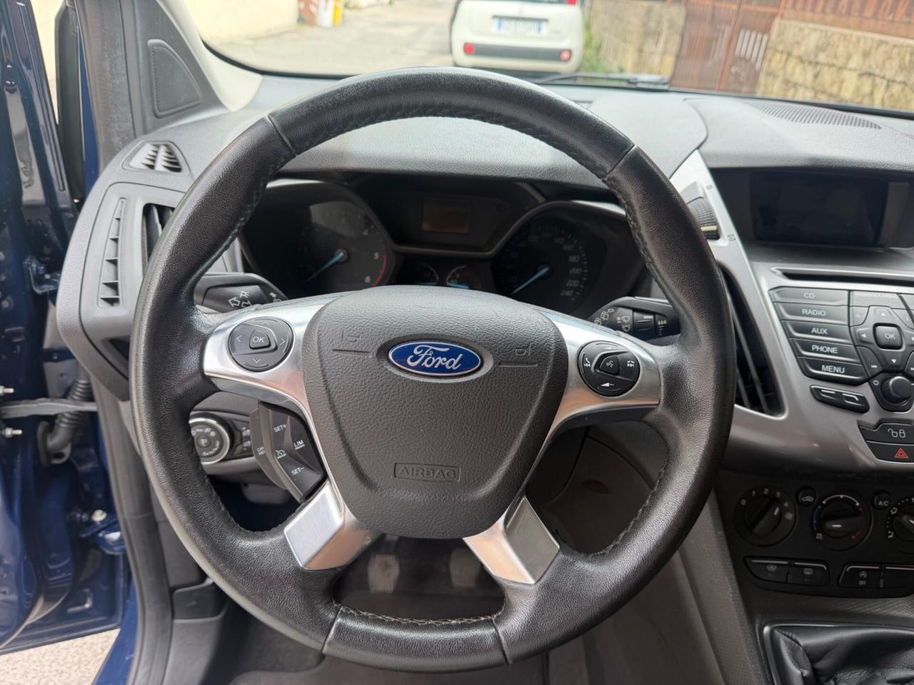 Ford Tourneo Connect 1.6 TDCi 115 CV Titanium