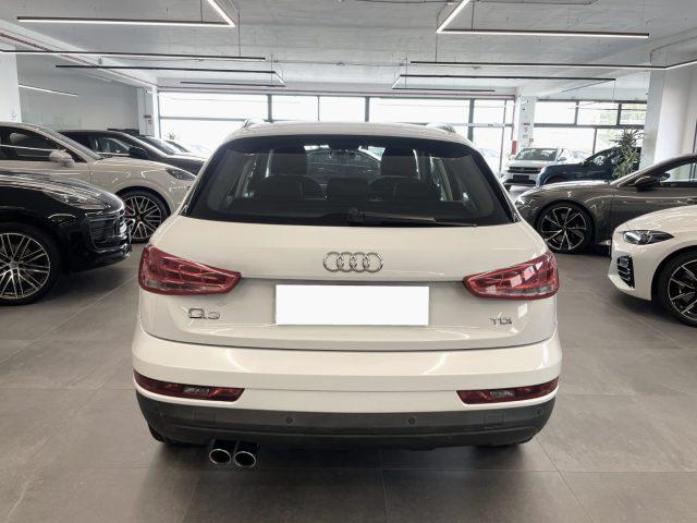 AUDI Q3 2.0 TDI 150 CV Business