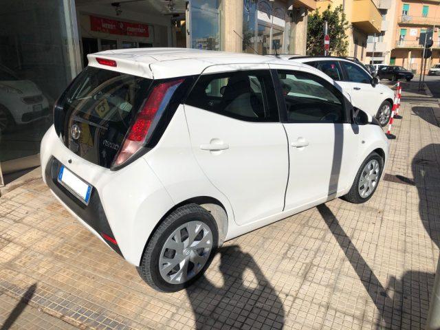 TOYOTA Aygo 1.0 VVT-i 69 CV 5 porte x-cite