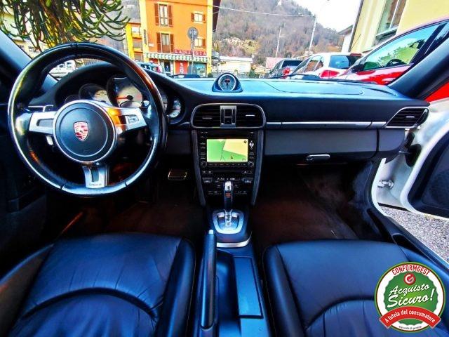 PORSCHE 911 Carrera 4S Coupé PDK SPORT CHRONO PLUS