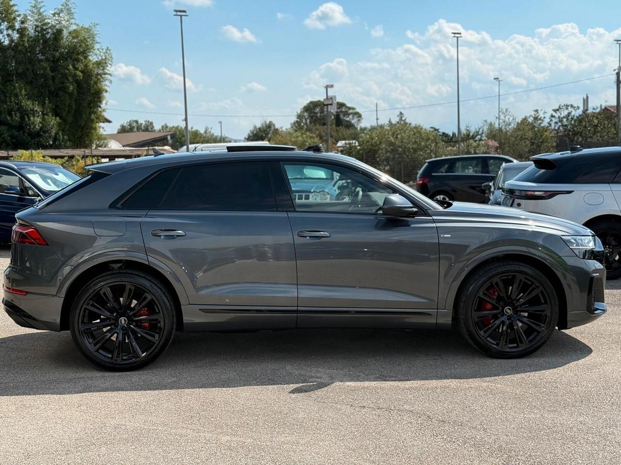 Audi Q8 TDI 286 STRAFULL PRONTA CONSEGNA