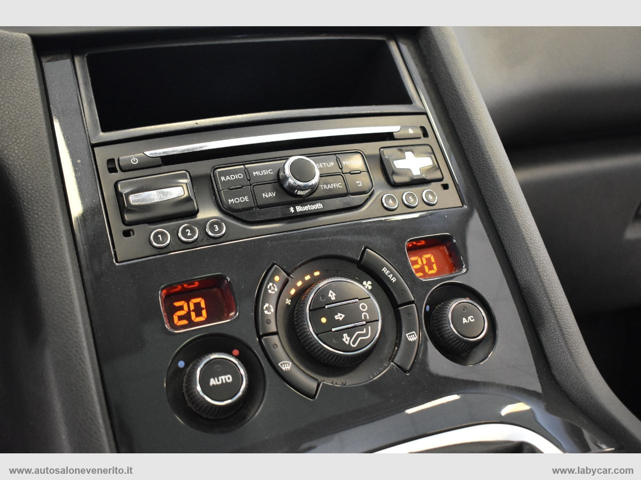 PEUGEOT 5008 BlueHDi 120 S&S Allure