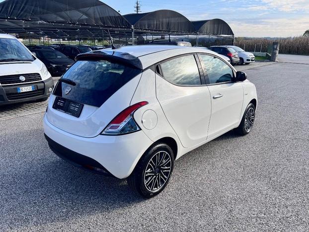 LANCIA Ypsilon 1.0 FireFly 5 porte S&S Hybrid Or