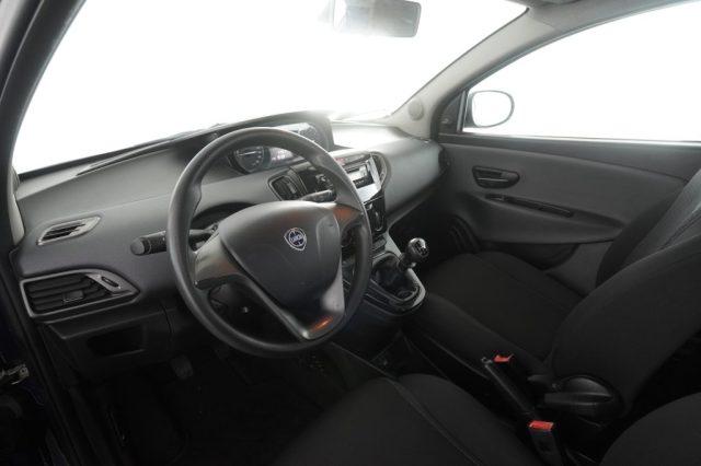 LANCIA Ypsilon Ypsilon 1.2 69 CV 5 porte Silver