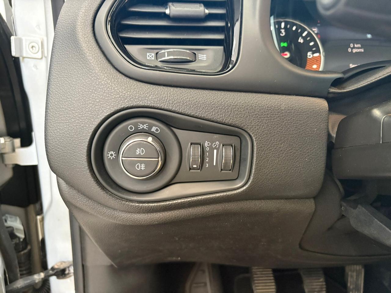 Jeep Renegade 1.6 Mjt 120 CV Limited TETTO APRIBILE