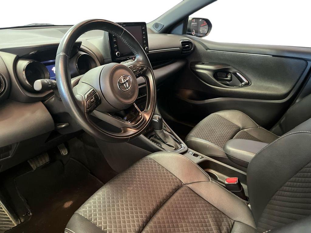 Toyota Yaris 1.5 hybrid Lounge