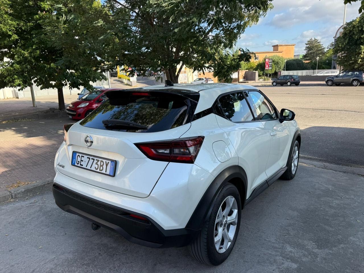 Nissan Juke 1.0 km. 69.000 GANCIO TRAINO!