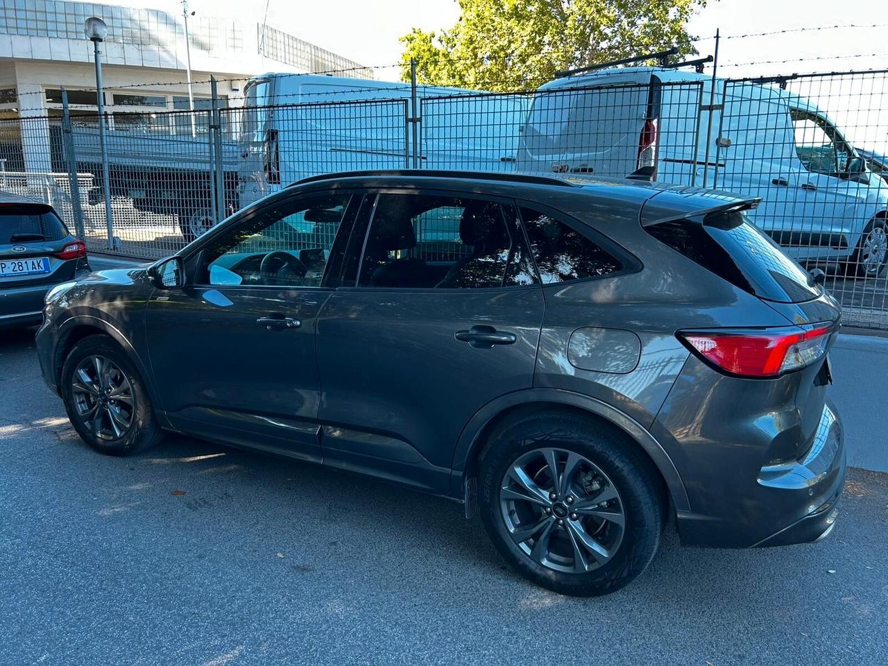 Ford Kuga 2.5 Full Hybrid 190 CV CVT 2WD ST-Line