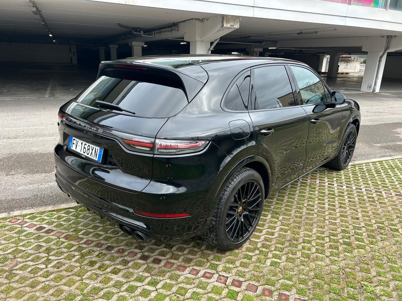 Porsche Cayenne 3.0 V6
