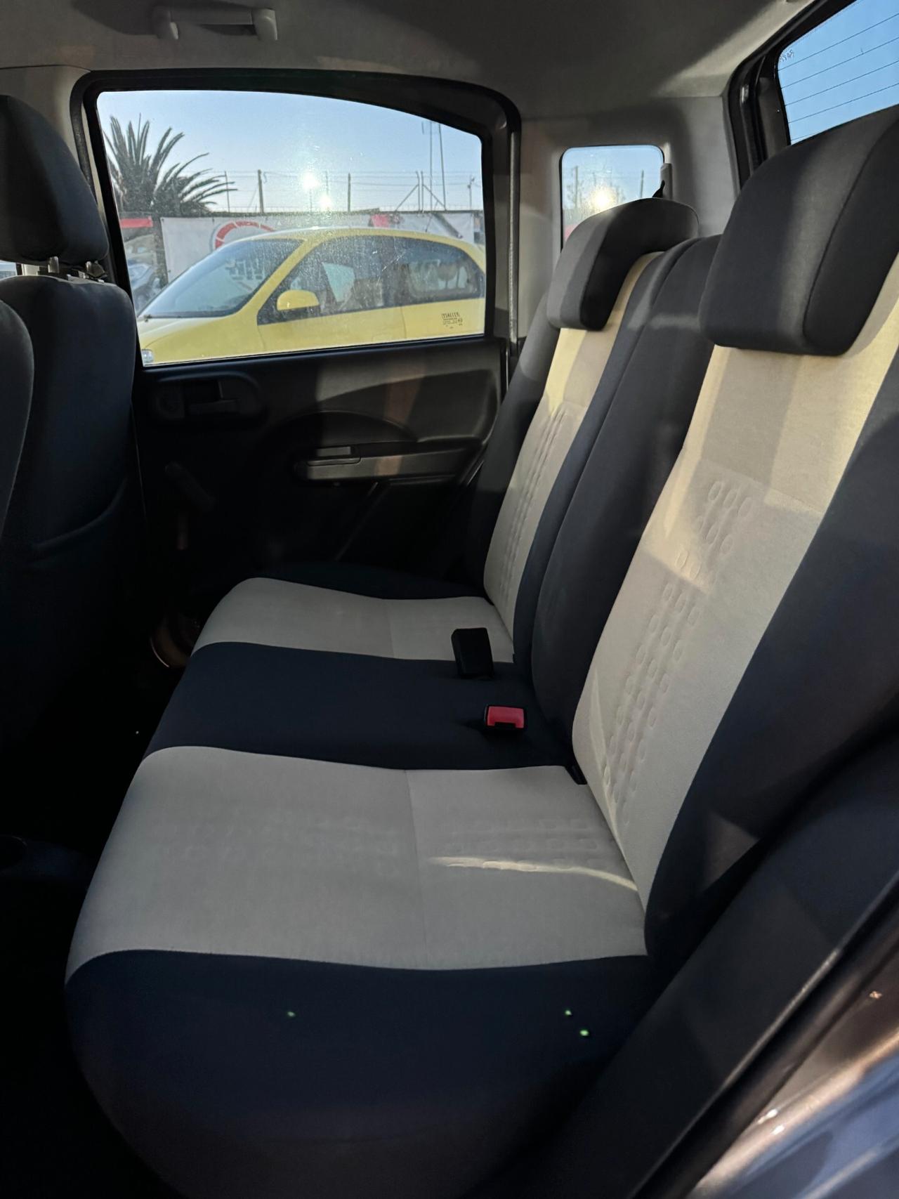 Fiat Panda 1.2 Emotion