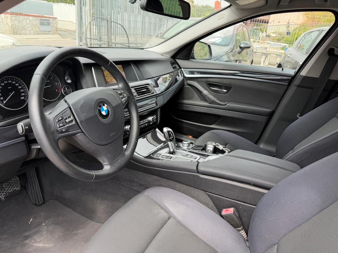 Bmw 520d 190cv Auto Touring Luxury-2015