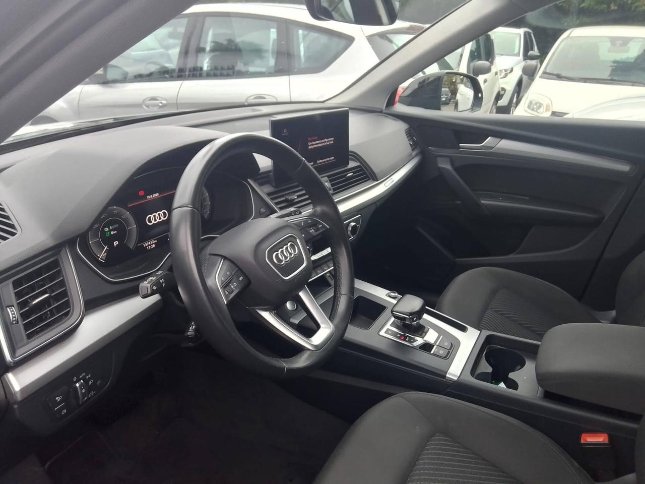 Audi Q5 50 TFSI e quattro S tronic Business