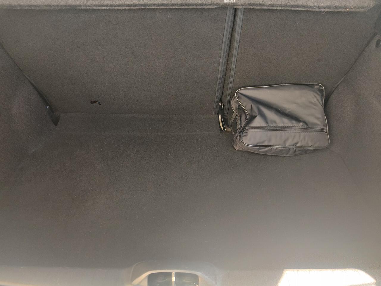 Peugeot 208 1.4 VTi 95 CV 5p. GPL Allure