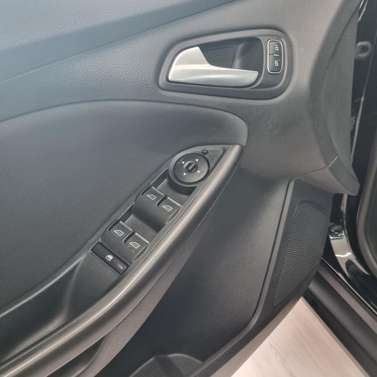 Ford Focus 1.5 TDCi 120 CV Start&Stop SW Plus