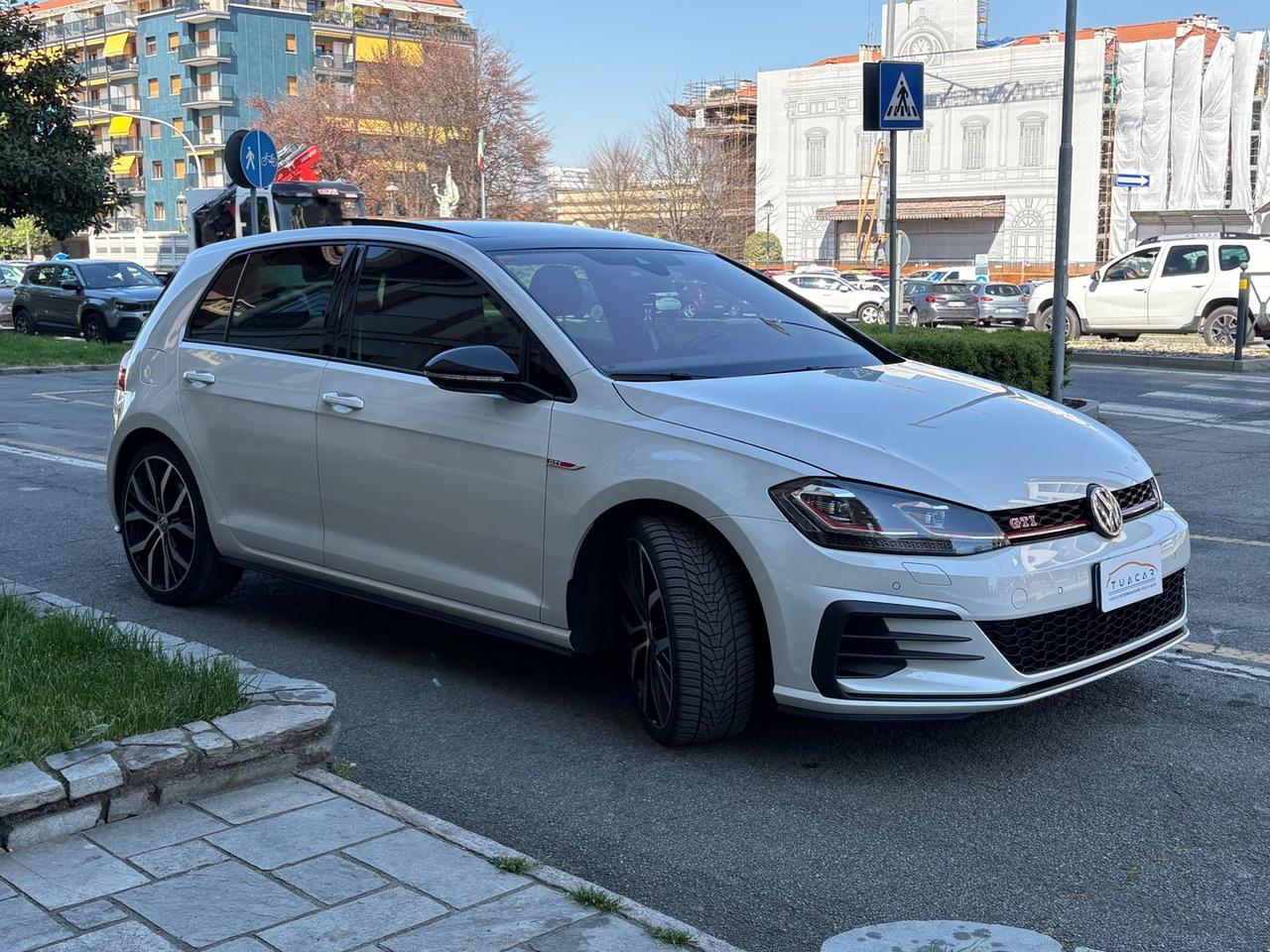 Volkswagen Golf GTI VW Golf 2.0 TSI GTI Per #10296