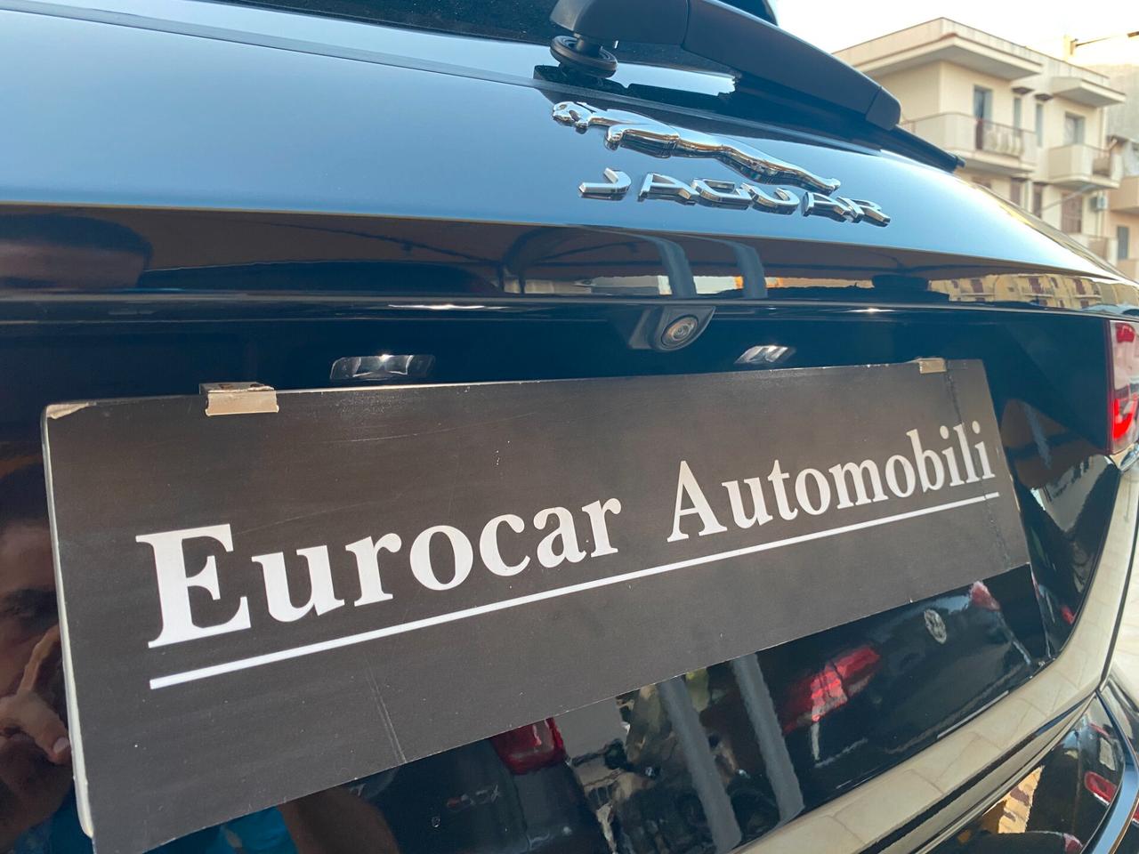 Jaguar E-Pace 2.0D 180 CV AWD R-Dynamic