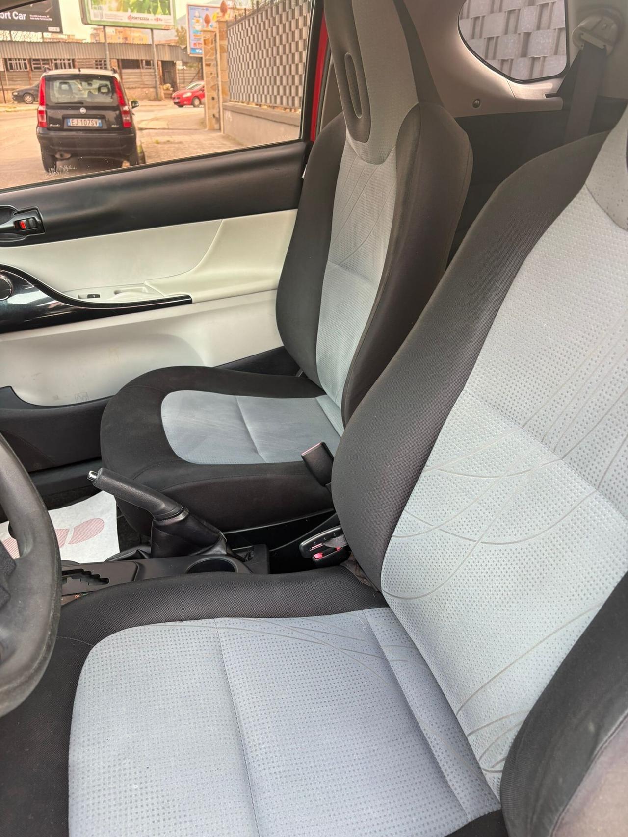 Toyota IQ anno 2013 AUTOMATICA