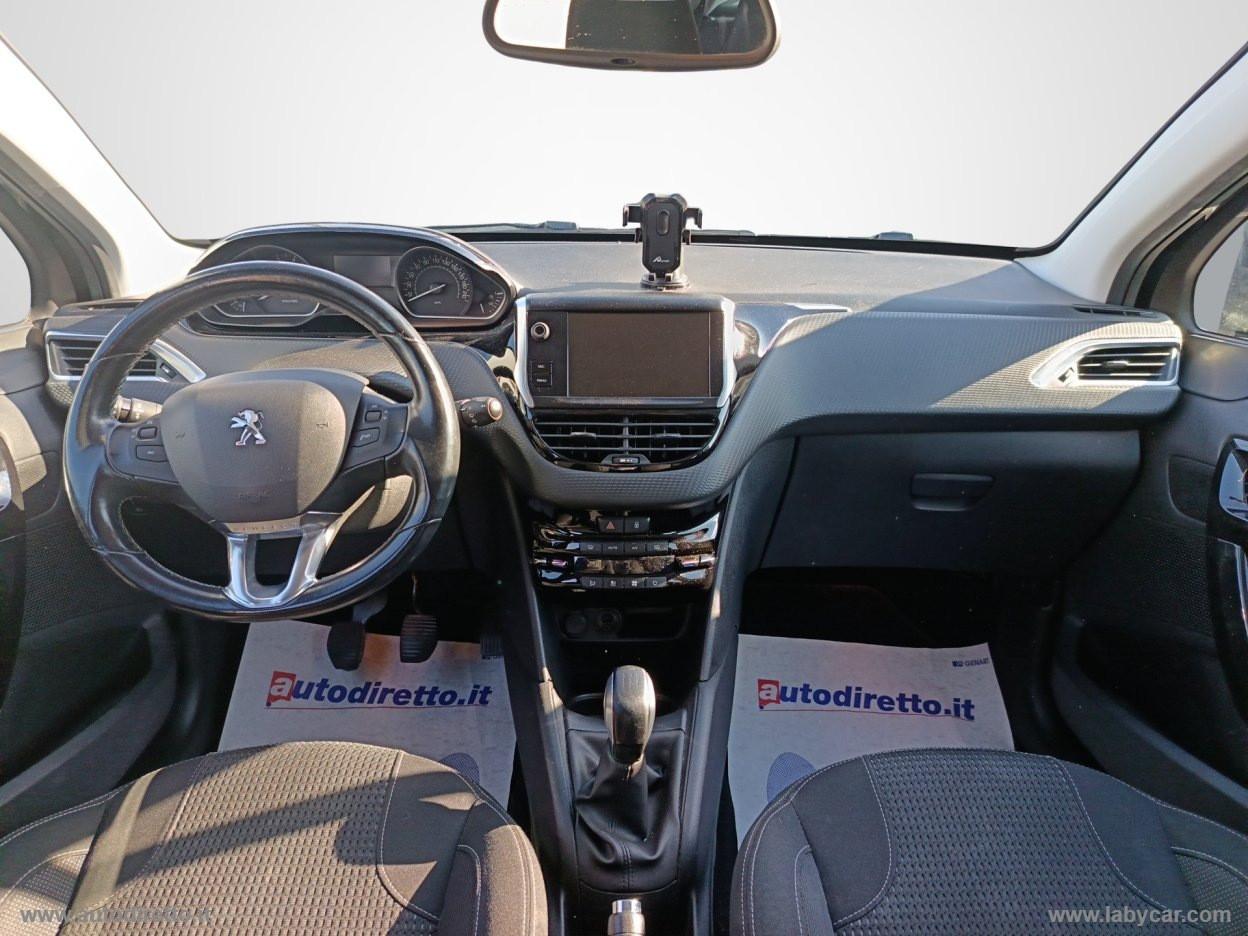 PEUGEOT 208 PureTech 82 5p. Allure