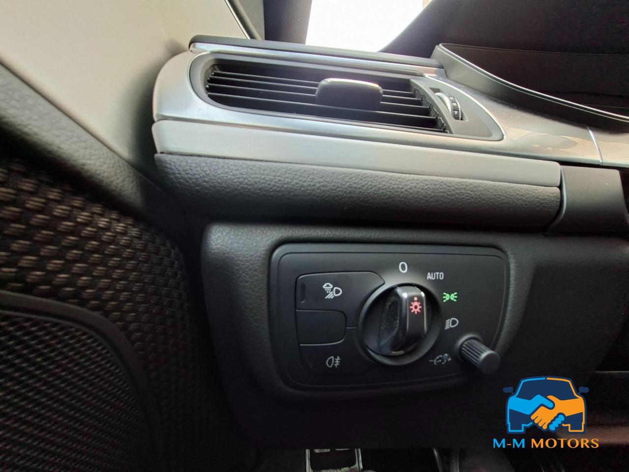 AUDI A6 AVANT S LINE gancio traino