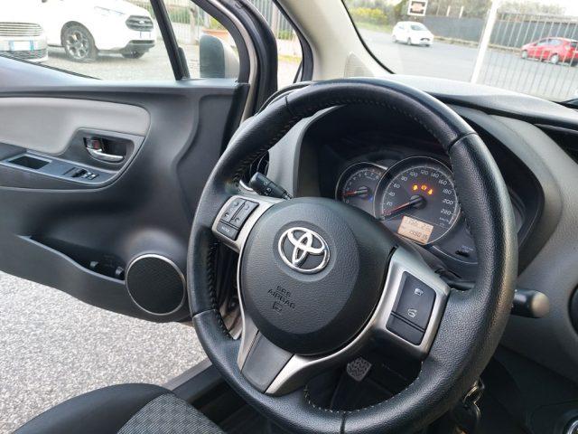TOYOTA Yaris 1.0 5 porte Active EURO 6 Neopatentati