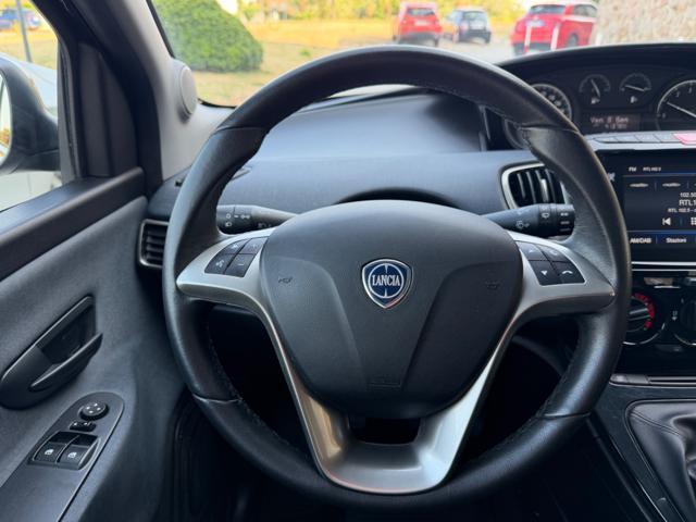 LANCIA Ypsilon GOLD+NAVI CARPLAY+SENSORI+LED