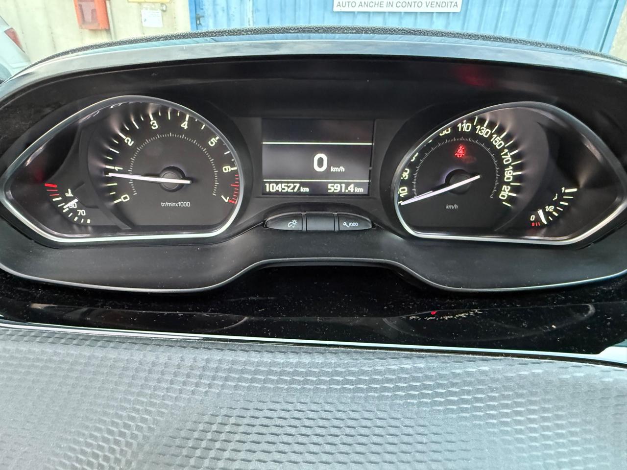 Peugeot 208 PureTech 82 5 porte Access