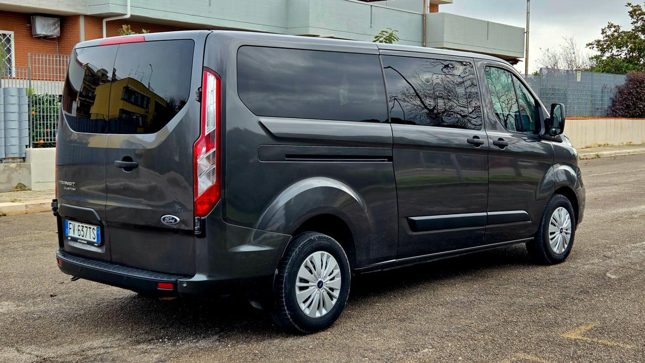 Ford Transit Custom 9 Posti Titanium prolungato Uni pro