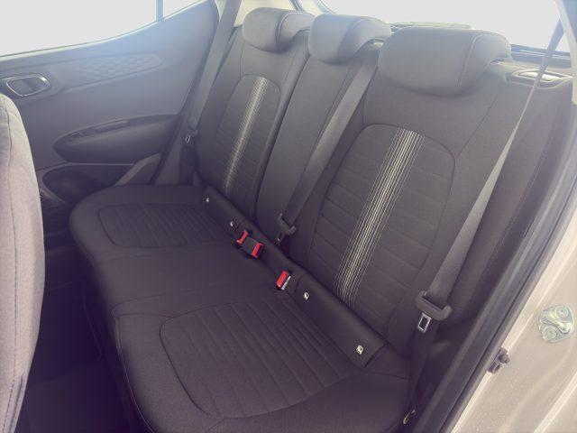 HYUNDAI i10 i10 1.0 MPI AT Connectline