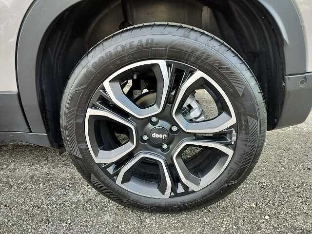 Jeep Avenger 1.2 Turbo 110 CV MHEV Summit