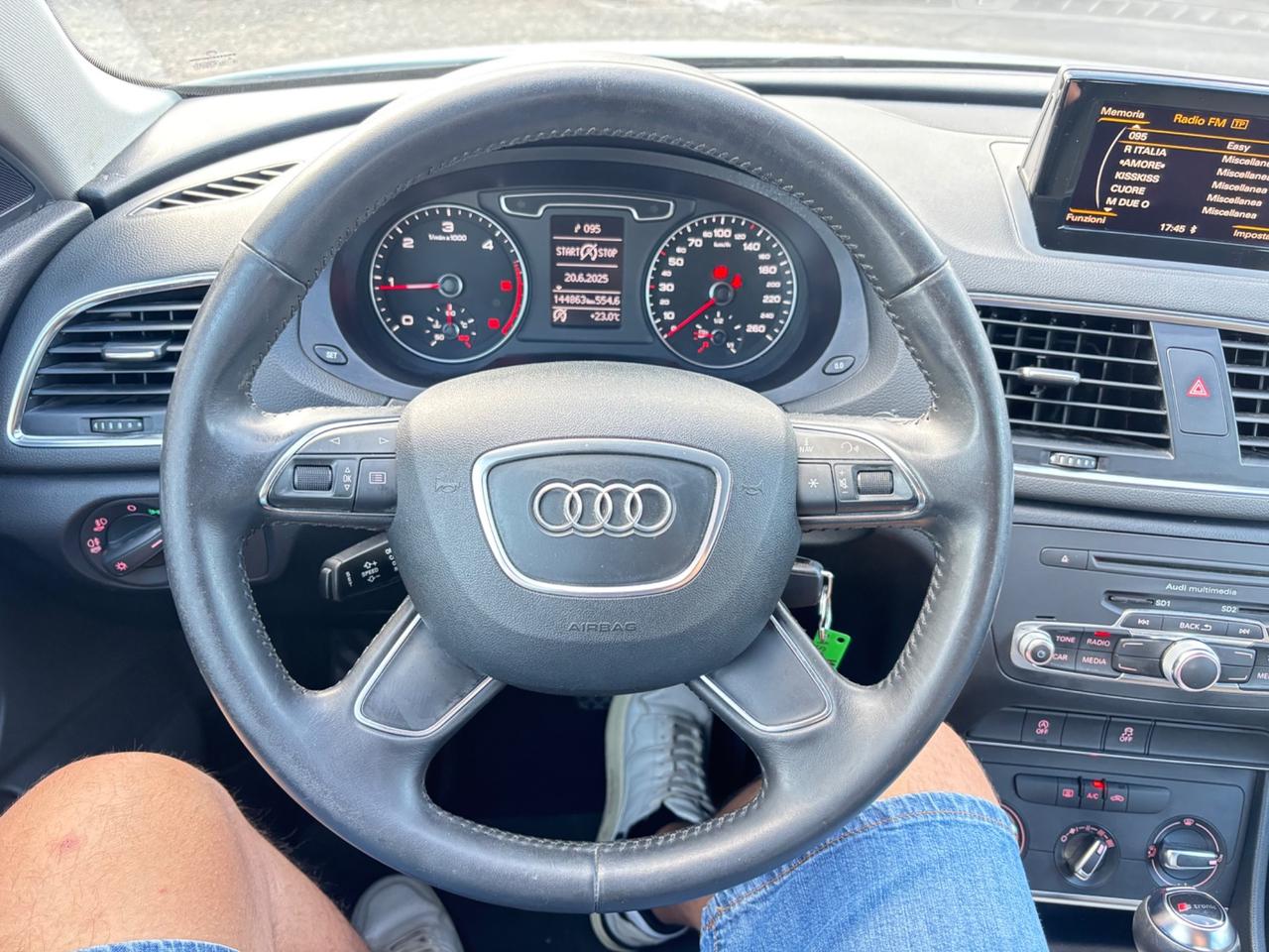 Audi Q3 2.0 TDI quattro S tronic Business Plus