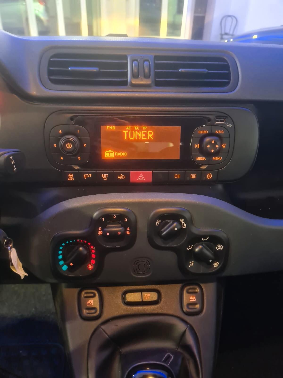 Fiat Panda 1.0 FireFly S&S Hybrid Easy