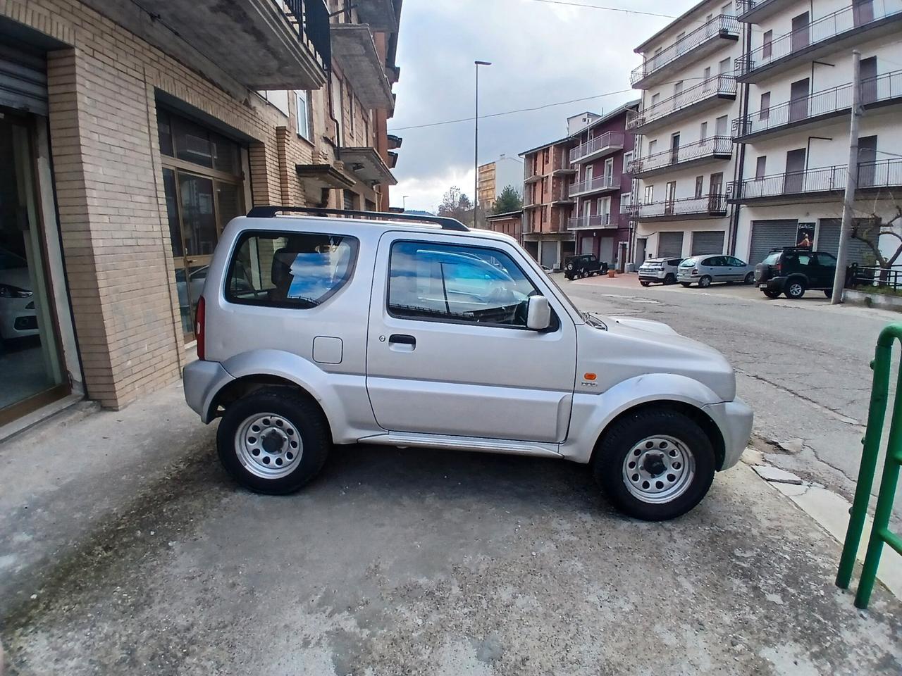 Suzuki Jimny 1.5 DDiS cat 4WD JLX Più