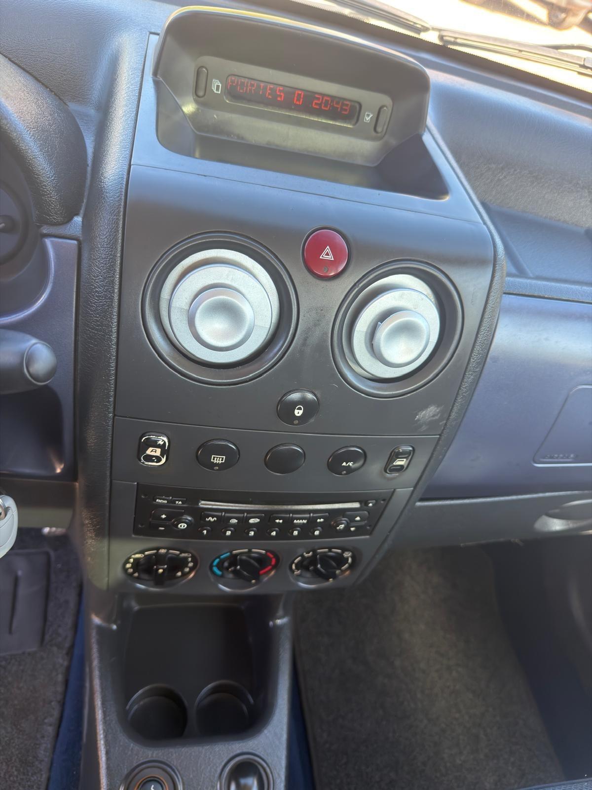 Citroen Berlingo 2.0 HDi 5p. Fiorucci