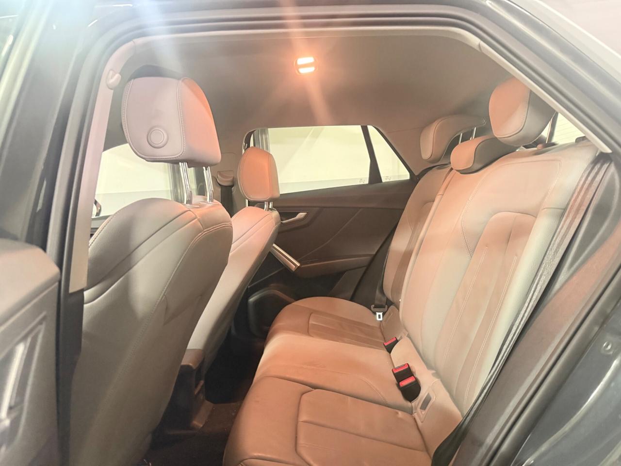 Audi Q2 STOR.TAGL - PELLE BOLLO PAG DA VETRINA