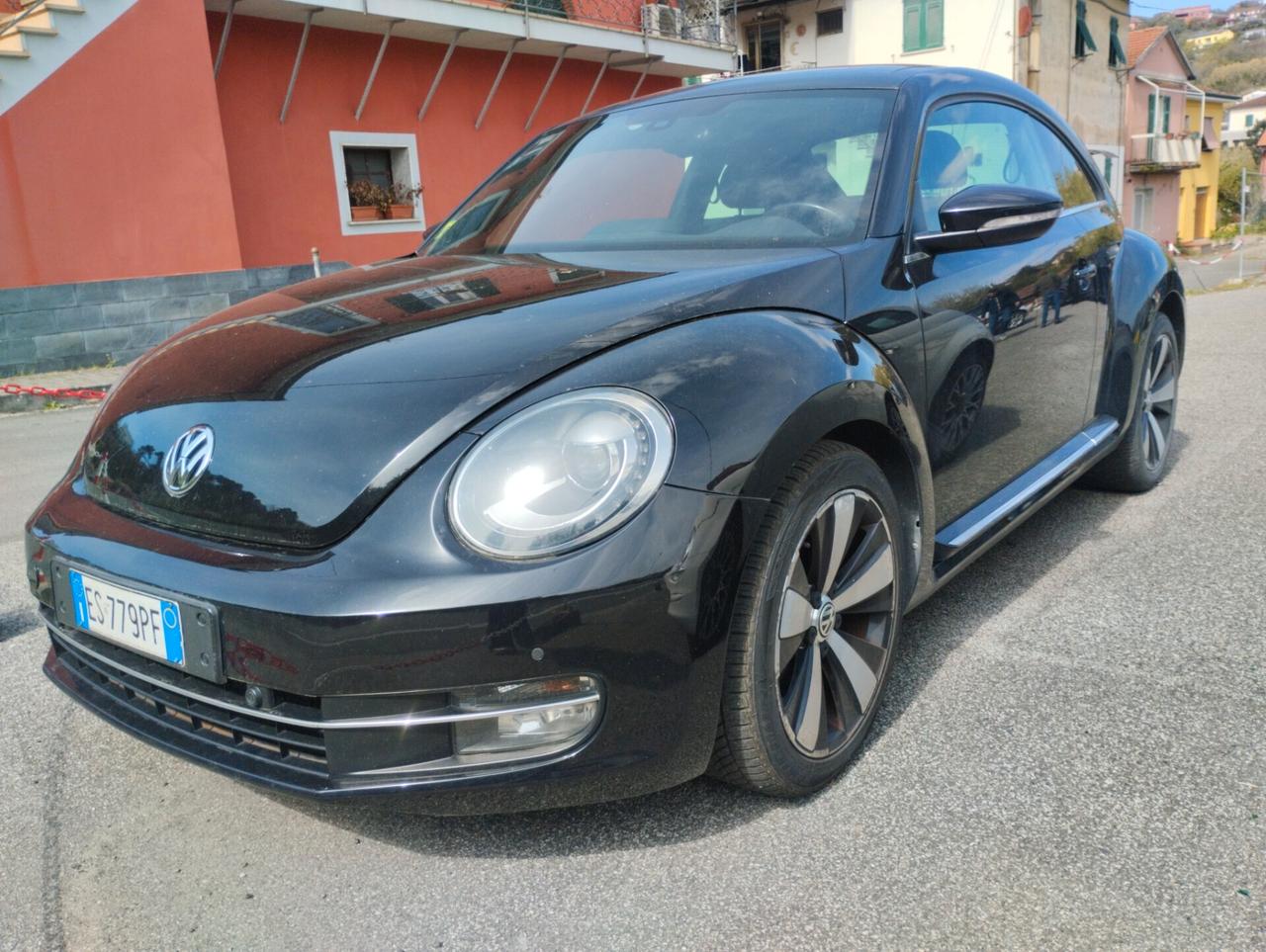 Volkswagen Maggiolino 2.0 TDI DSG Fender Edition