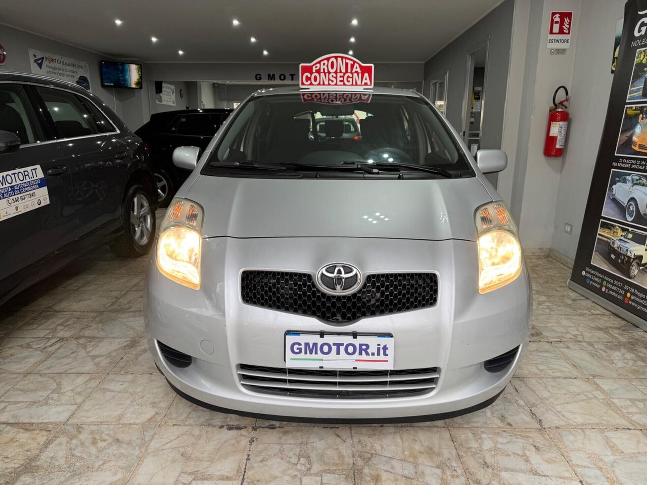 Toyota Yaris 1.0 benzina 5 porte Sol