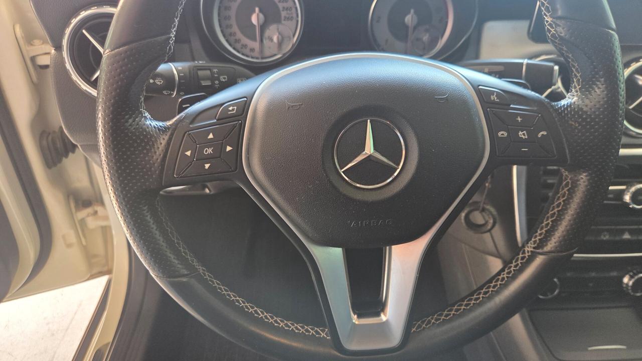 Mercedes-benz GLA 200 premium unico proprietario