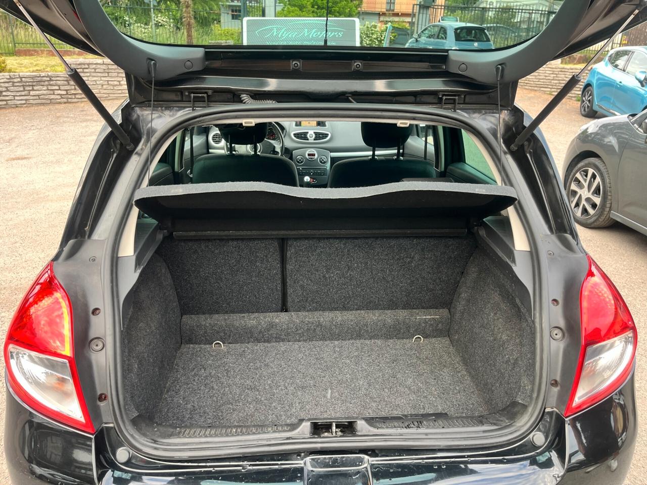 Renault Clio 1.2 16V 5 porte Dynamique