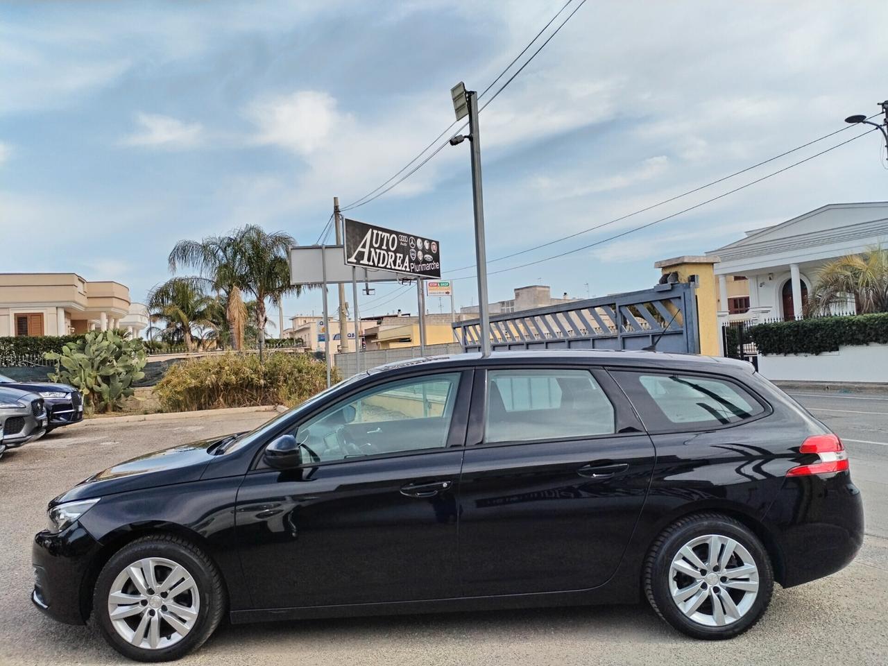 Peugeot 308 1.5hdi 130cv navig led cruise 2019